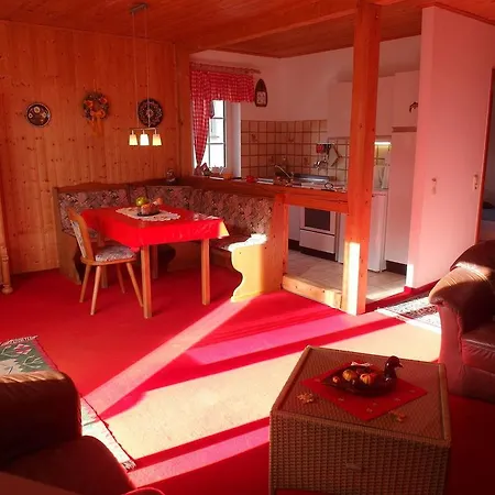 Familienfreundliche-ferienwohnung-direkt-in-der-natur