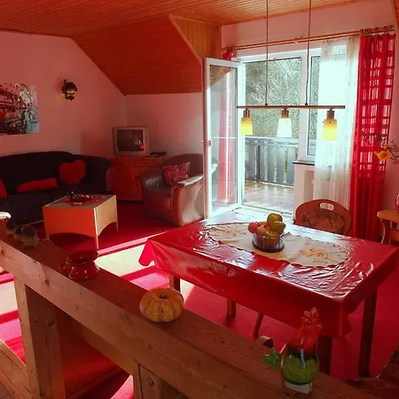 Familienfreundliche-ferienwohnung-direkt-in-der-natur * Eichenbach